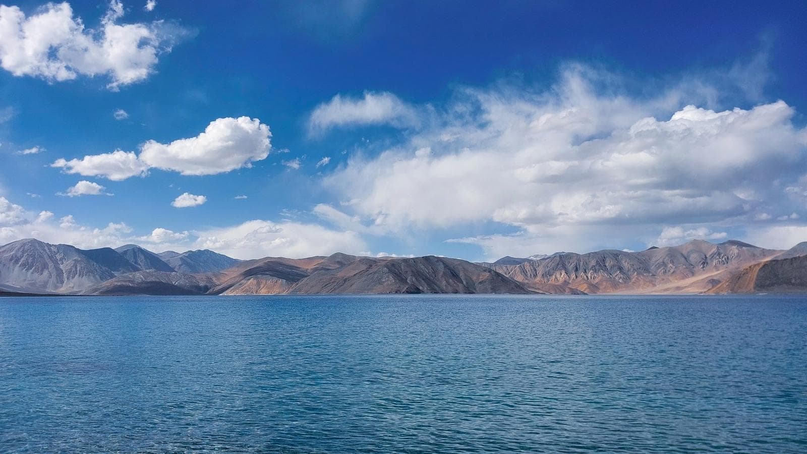 Pangong Tso lake with the barren Ladakh mountains, Leh-Ladakh